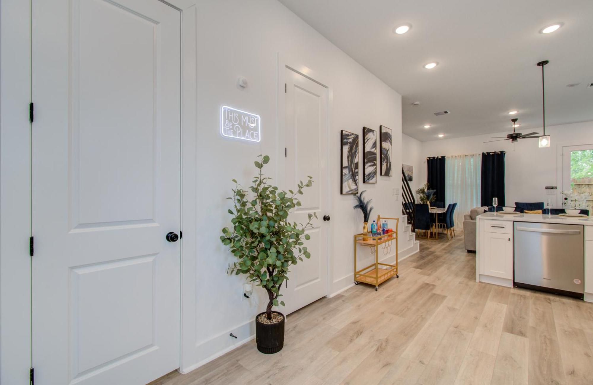 Urban Luxe Getaway 4 Mins To Dt Newly Built Home Хьюстон Экстерьер фото